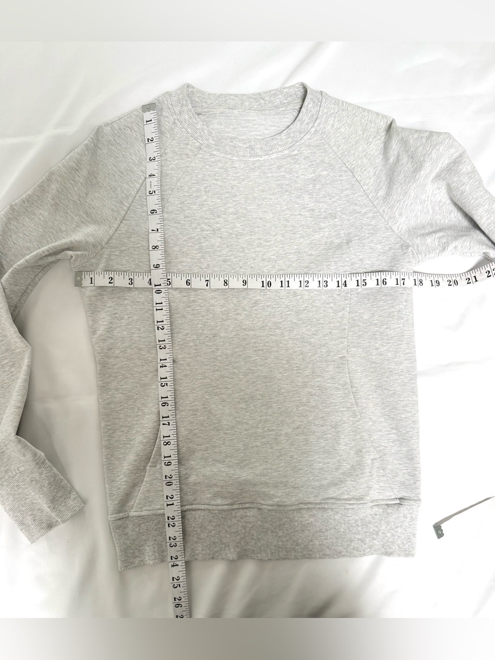 Lululemon Scuba Crew
Heathered Core Ultra Light Grey 4 - Picture 10 of 12